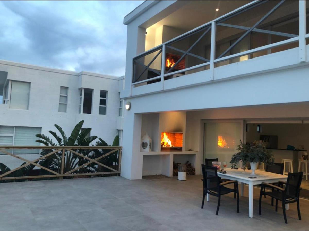 Surfstar At Mimosa Jeffreys Bay Apartman Kültér fotó